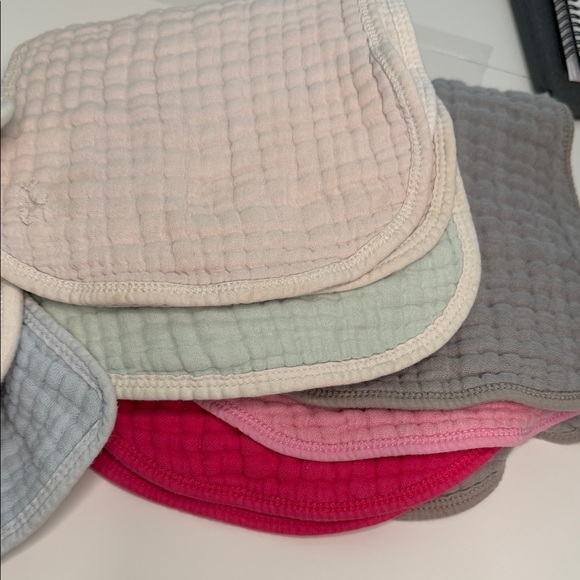 13 Variety - Baby Burp Cloths - Picture 5 of 5